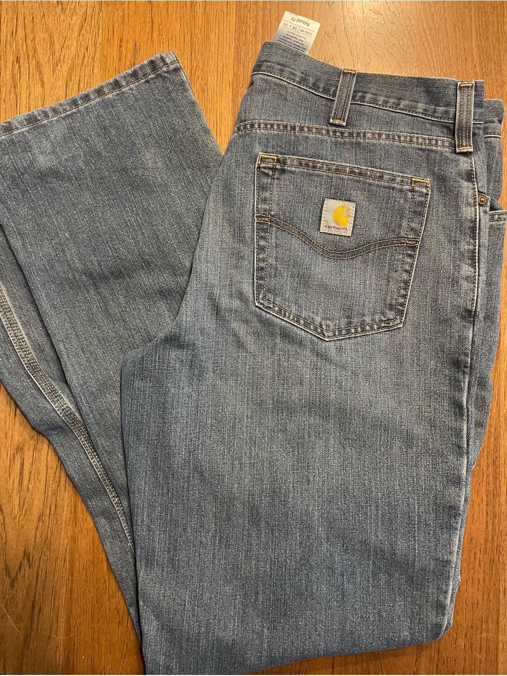 Carhartt Men's Relaxed Mid-Blue Denim 👖